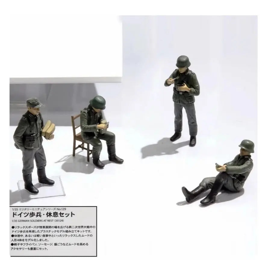 WWII German Wehrmacht Infantry at Rest 1/35 Resin Figure Set (4 Figures) - resin model view 3