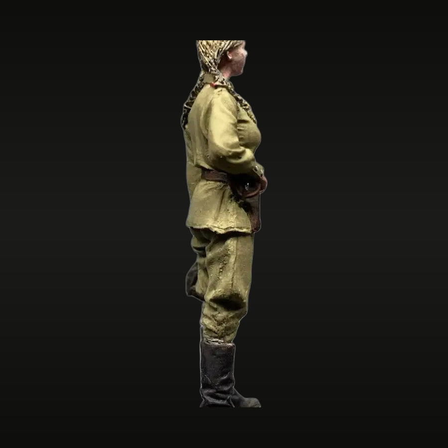 WWII Soviet Female Sniper with Camo Hood 1/35 Resin Figure Kit - unpainted resin model kit