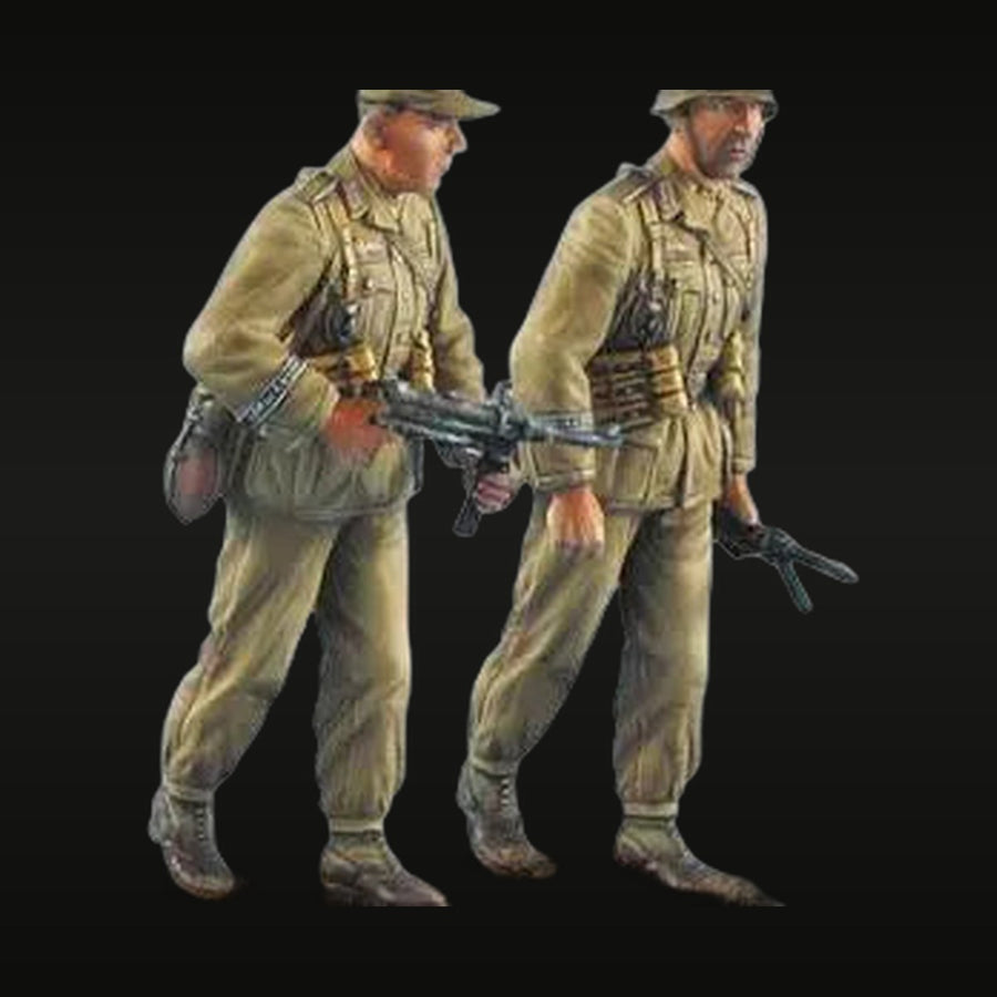 WWII German Afrika Korps Submachine Gunners Set of 2 1/35 Resin Figure Kit - unpainted resin model kit