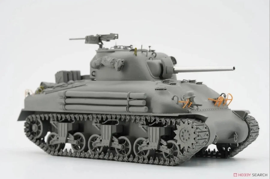 BT-047 1/35 Scale Sherman M4A1 Mid Tank Model Kit