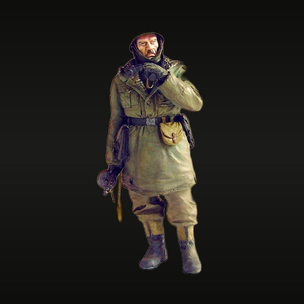 WWII German Wehrmacht Soldier Winter Uniform 1/35 Resin Figure Kit