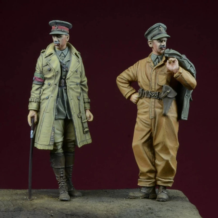 WWI British Officers with Greatcoat and Field Pack 1/35 Resin Figure Kit - resin model view 2