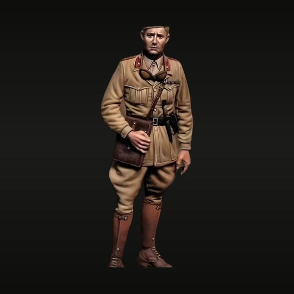 WWII Italian Officer Tropical Dress 1/35 Resin Figure Kit