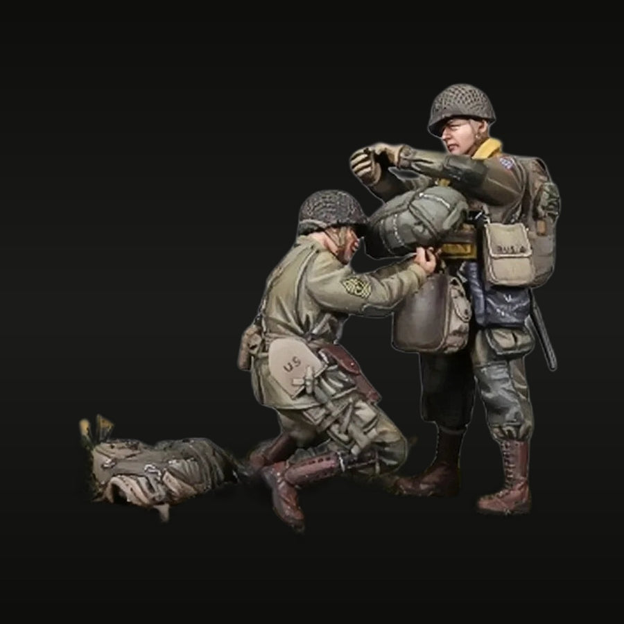 WWII American Paratroopers with BAR & M1 Garand 1/35 Resin Figure Set - unpainted resin model kit