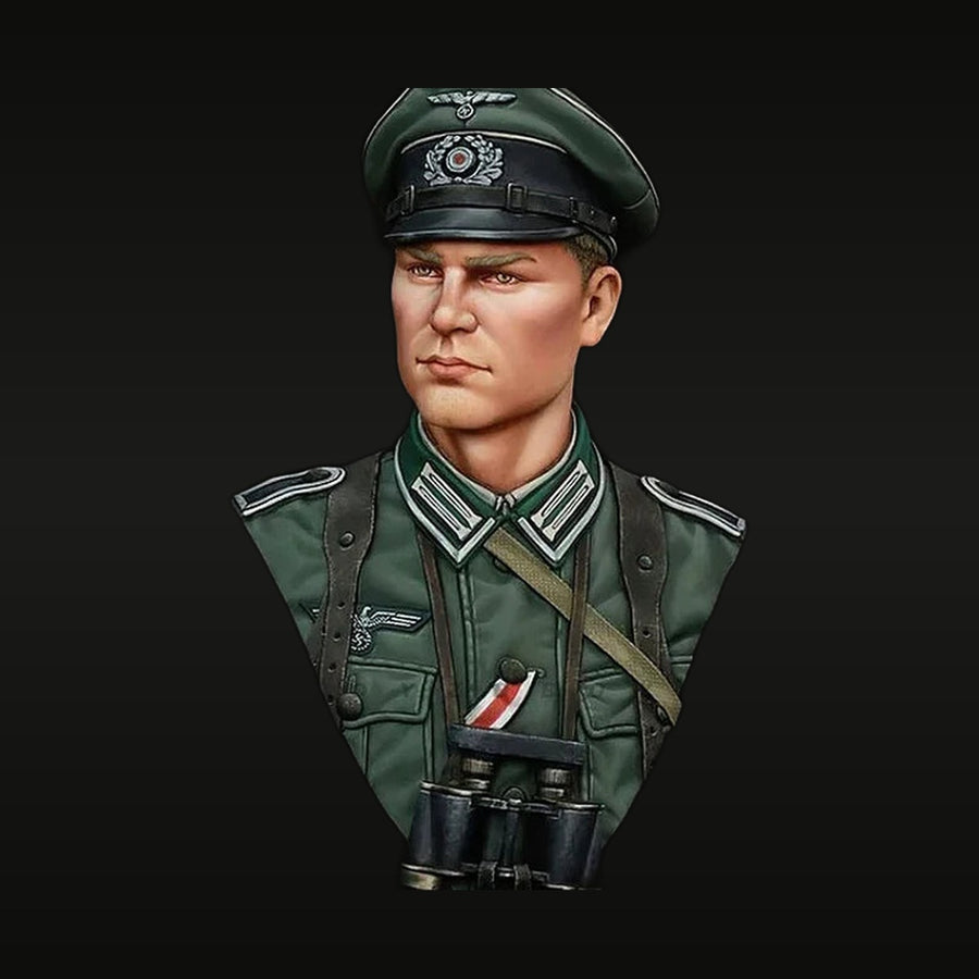 WWII German Luftwaffe Officer Bust 1/10 Resin Figure Kit - unpainted resin model kit