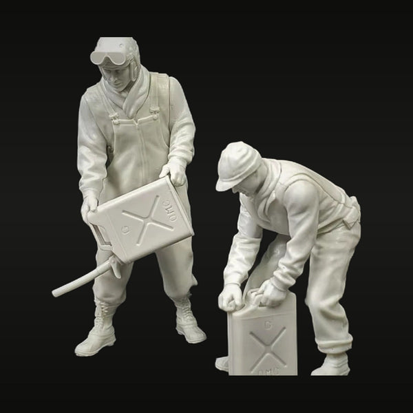 WWII US Army Tank Crew with Jerry Cans 1/35 Resin Figure Kit