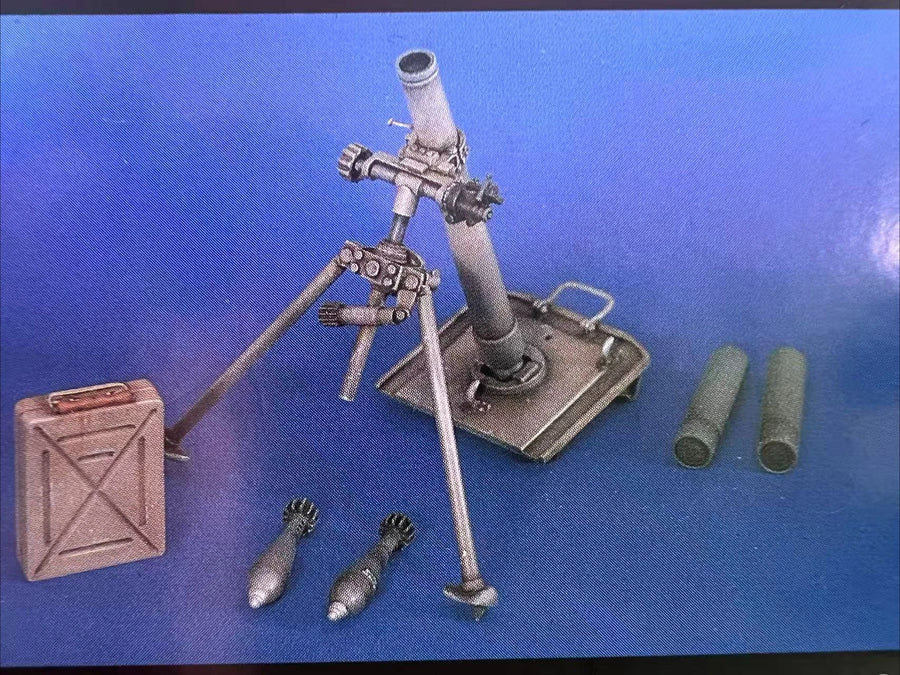 WWII German 8cm Mortar with Bipod 120mm Resin Kit - resin model view 2
