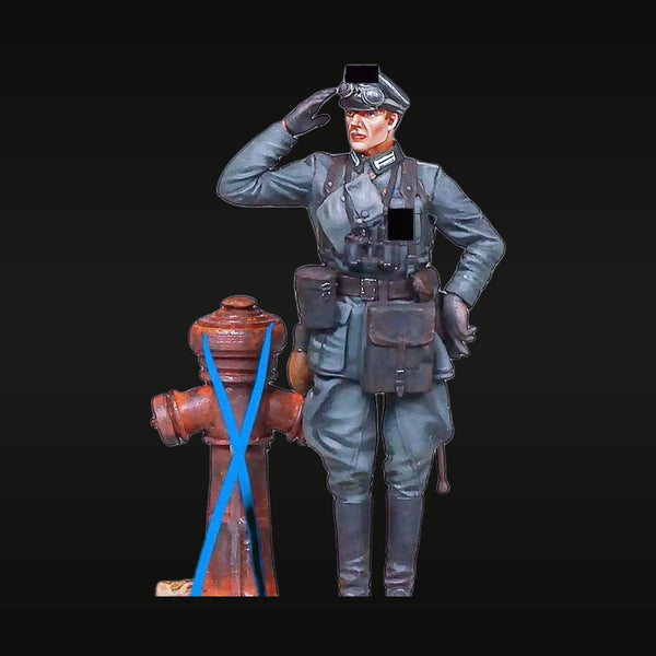 WWII German Officer Saluting with Fire Hydrant Base 1/35 Resin Figure Kit