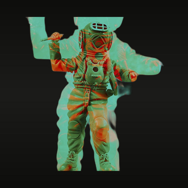 Vintage Deep Sea Diver with Knife 1/35 Scale Resin Figure