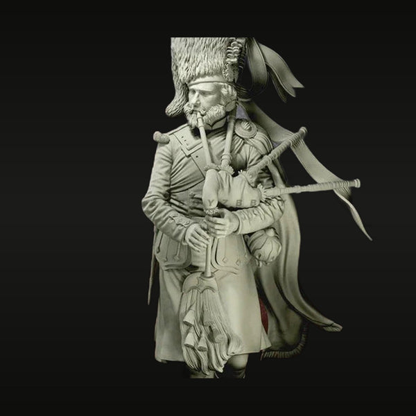 Napoleonic British Highland Piper with Bearskin 1/20 Resin Figure Kit