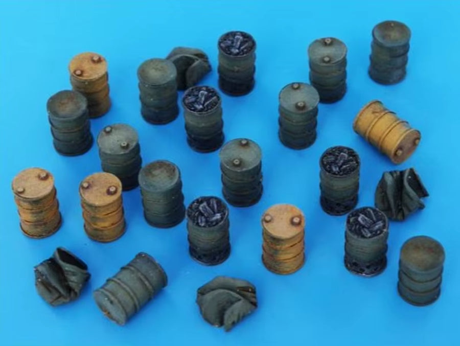1/72 Scale Diorama Barrels & Crates Resin Accessory Set - resin model view 2