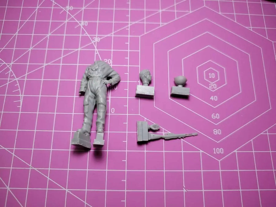 1/35 Resin Model Figure GK , Unassembled and Unpainted Kit