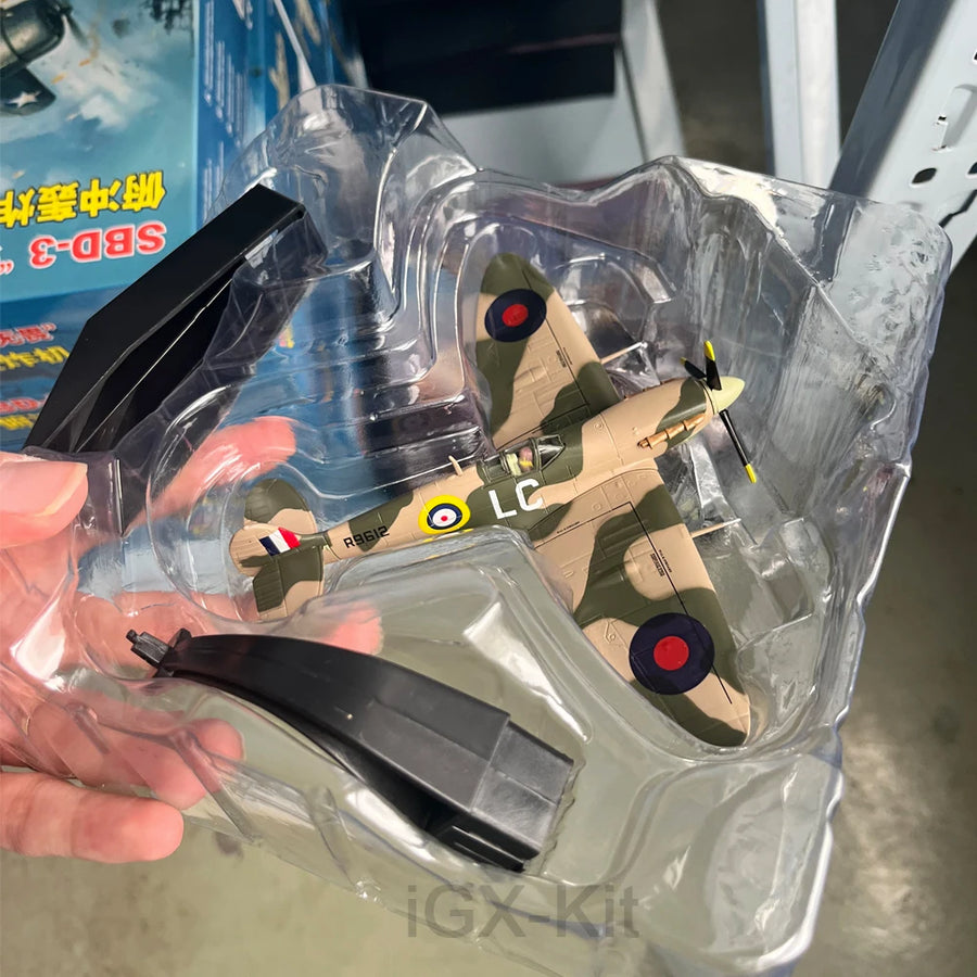 1:72 Scale WWII British Spitfire Fighter Plane Metal Airplane Aircraft Model Toy