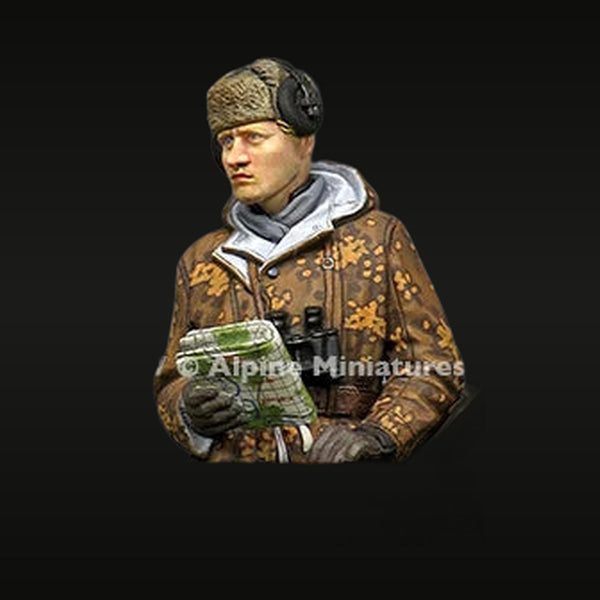 WWII German Panzer Commander Winter Camouflage Smock 1/35 Resin Bust Kit
