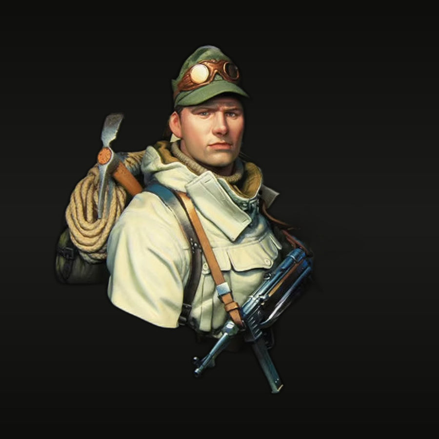 WWII German Gebirgsjäger with K98 Rifle 1/10 Resin Bust - unpainted resin model kit