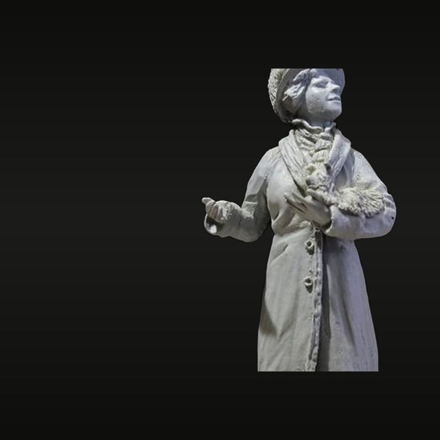 WWI Era Civilian Woman with Puppy 1/35 Resin Kit - unpainted resin model kit