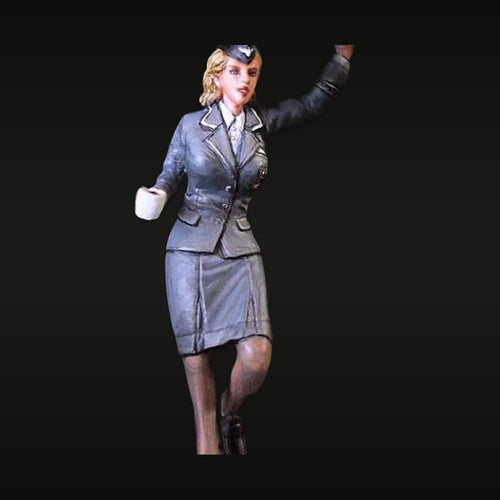 Vintage Female Office Worker 1/35 Resin Figure