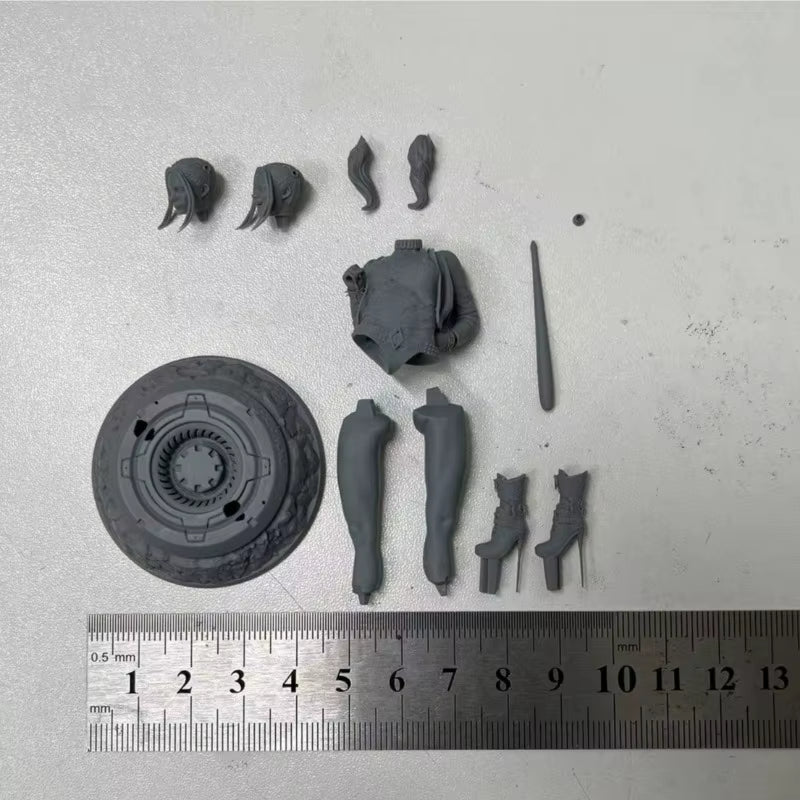 Fantasy Creature/Monster Warrior with Staff, Alternate Heads and Base 1/24 Resin Figure Kit - resin model view 4
