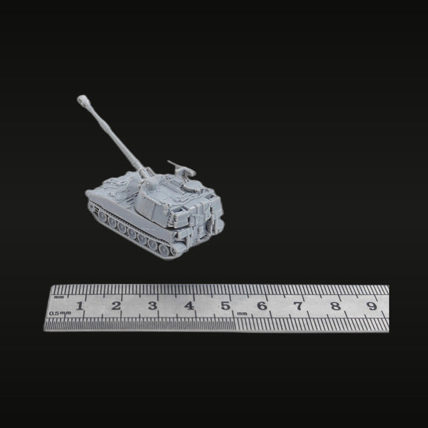 Modern M109 Self-Propelled Howitzer 1/100 Resin Vehicle Kit