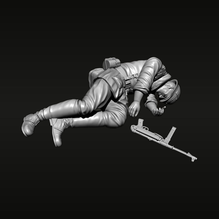 WWII Soviet Soldier Fallen with PPSh-41 SMG 1/35 Resin Figure Kit - unpainted resin model kit