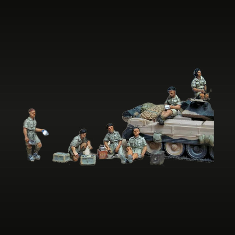 WWII North Africa British Army Tank Crew 1/72 Diorama Set - unpainted resin model kit