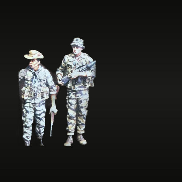 Modern US Special Forces Desert Camouflage 2-Figure Set 1/35 Resin Kit