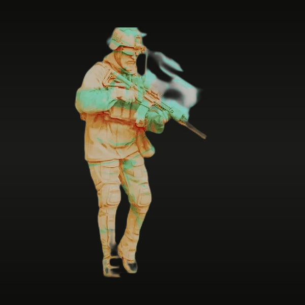 Modern US Soldier with M4 Carbine Desert Camo 1/16 Resin Figure Kit