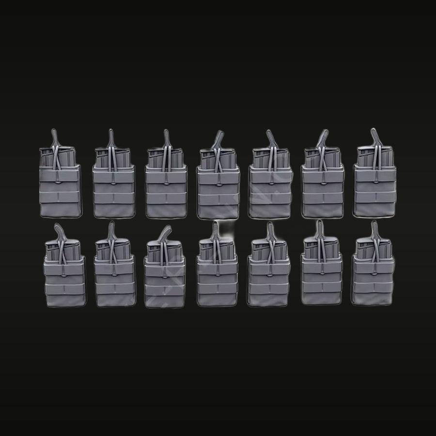 1/35 Military Ammo Pouches — 14 Pieces (Resin Accessory) - unpainted resin model kit