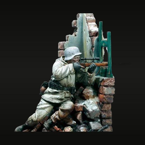 WWII German Sniper Winter Camo with Scoped K98 Ruins 90mm Resin Figure Kit