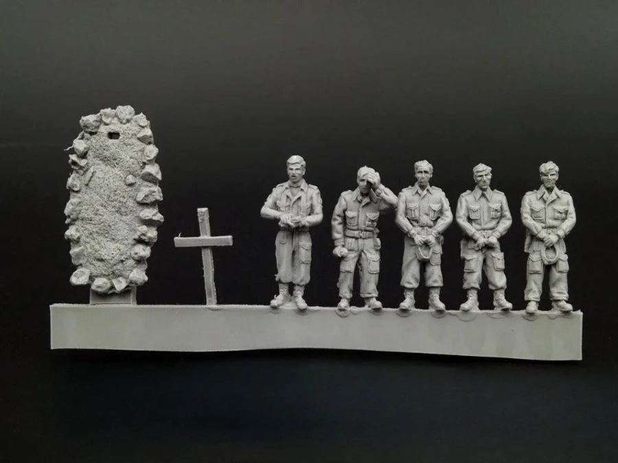 WWII British Funeral Ceremony 5-Figure Diorama Set 1/72 Resin - unpainted resin model kit