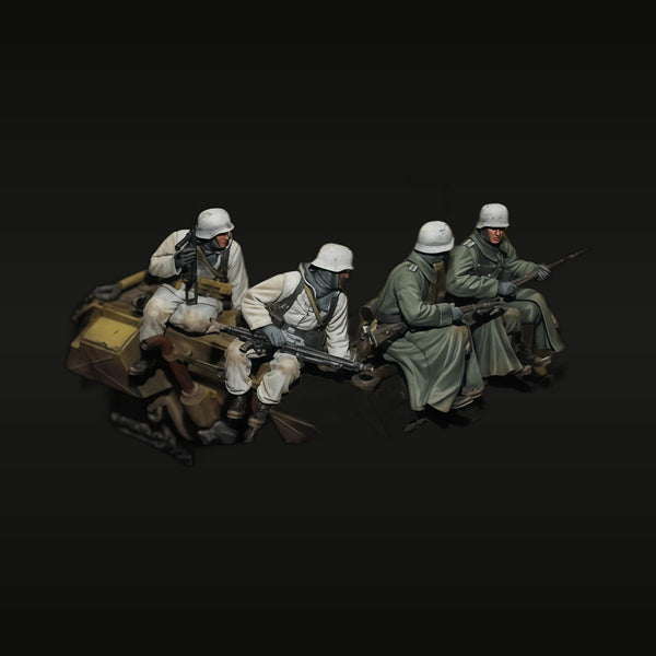 WWII German Infantry 4-Figure Set Winter & Field 1/35 Resin Kit