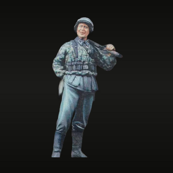 WWII Waffen SS Grenadier with MP40 Smock 1/35 Resin Figure