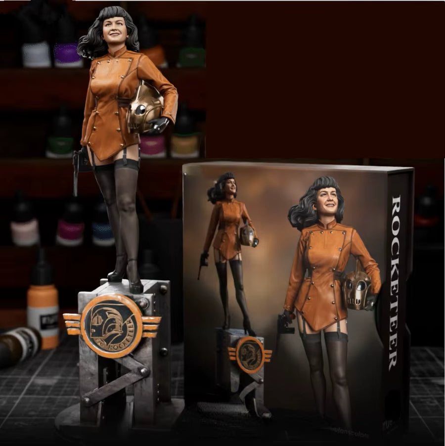 Retro Pinup Female Rocketeer with Jet Pack 1/24 Resin Figure Kit - resin model view 2