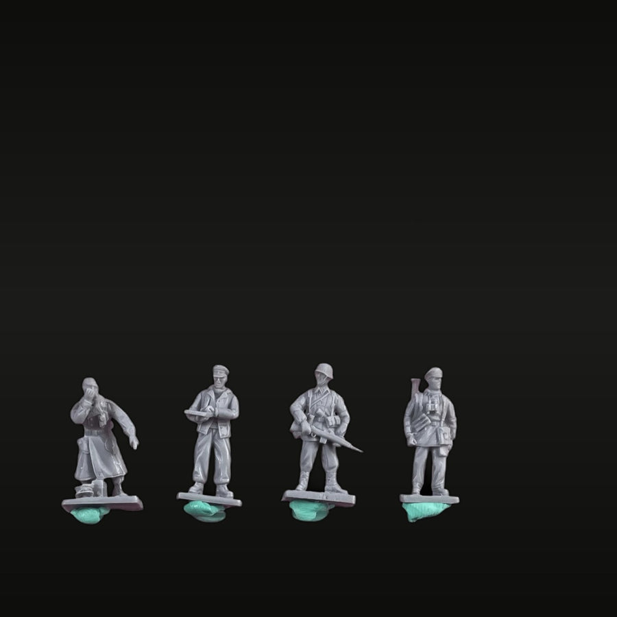 WWII Soviet Red Army Infantry 4-Figure Set 1/72 Resin Kit - unpainted resin model kit
