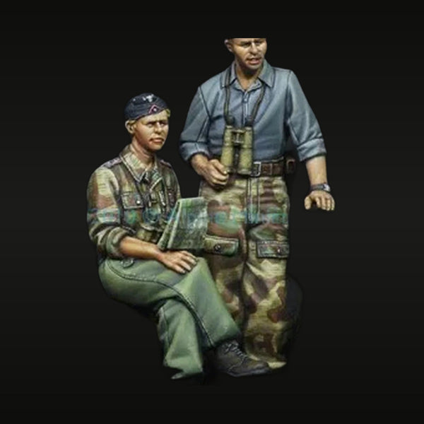 WWII German Panzer Crew Summer Uniform 1/35 Resin Figure Set