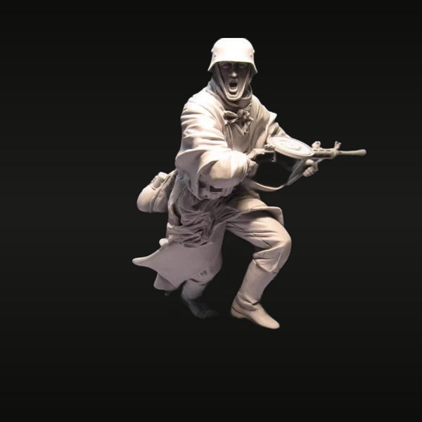 WWI German Soldier Pickelhaube Advancing with Rifle 1/16 Resin Figure Kit