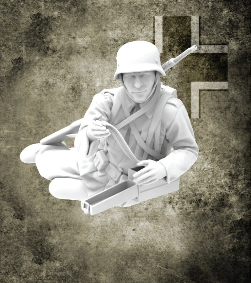 1/35 Scale Die-Cast Resin Figure Model Kit WWII German MG Supporter Unassembled and Unpainted