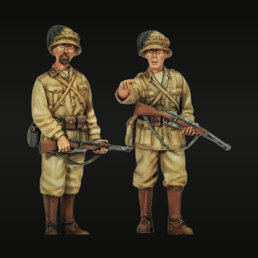 WWII Japanese Infantry Soldiers with Arisaka Rifle Set of 2 1/35 Resin Figure Kit - unpainted resin model kit