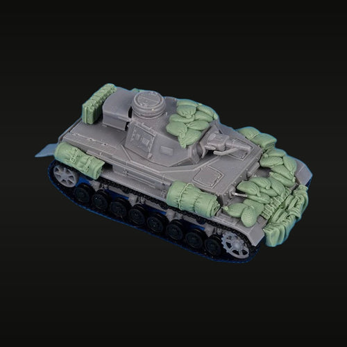 WWII German Panzer IV Tank with Accessories 1/72 Resin Kit