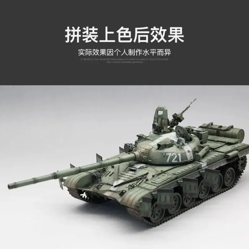 Soviet T-54/T-55 Main Battle Tank Weathered 1/35 Resin Model Kit - resin model view 2