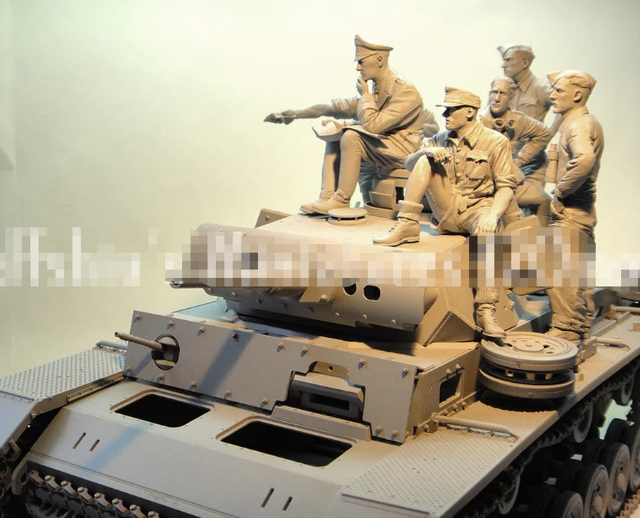1/16 Resin Model Figure Gk，No Tanks, 6 Figure ,German, Unassembled and Unpainted Kit