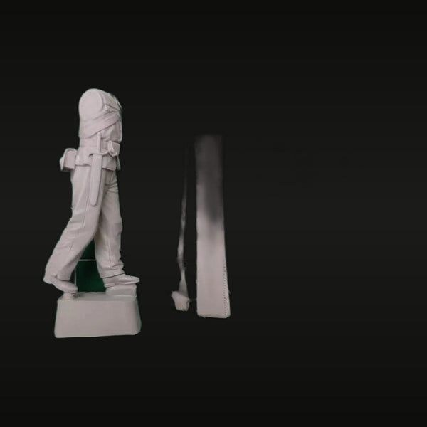 Modern Military Tactical Soldier with Body Armor 1/35 Resin Figure Kit