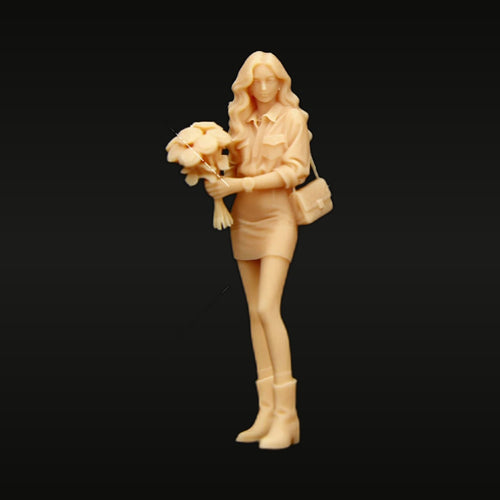 Fashion Girl with Dog 1/64 Resin Figure Kit - Street Style Collection