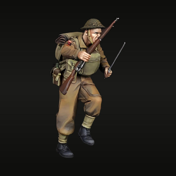 WWI British Infantryman Charging with Lee-Enfield Bayonet 1/35 Resin Figure