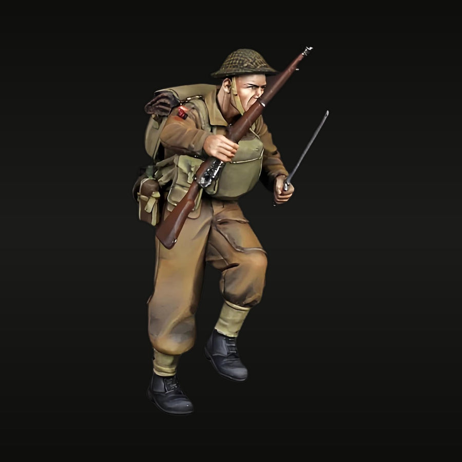 WWI British Infantryman Charging with Lee-Enfield Bayonet 1/35 Resin Figure - unpainted resin model kit