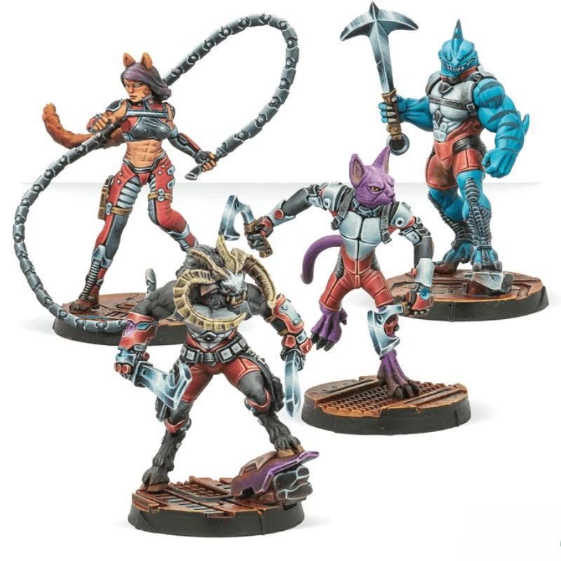 Sci-Fi Fantasy Warrior Set of 4 Stylized Alien Figures 28mm Kit - unpainted resin model kit
