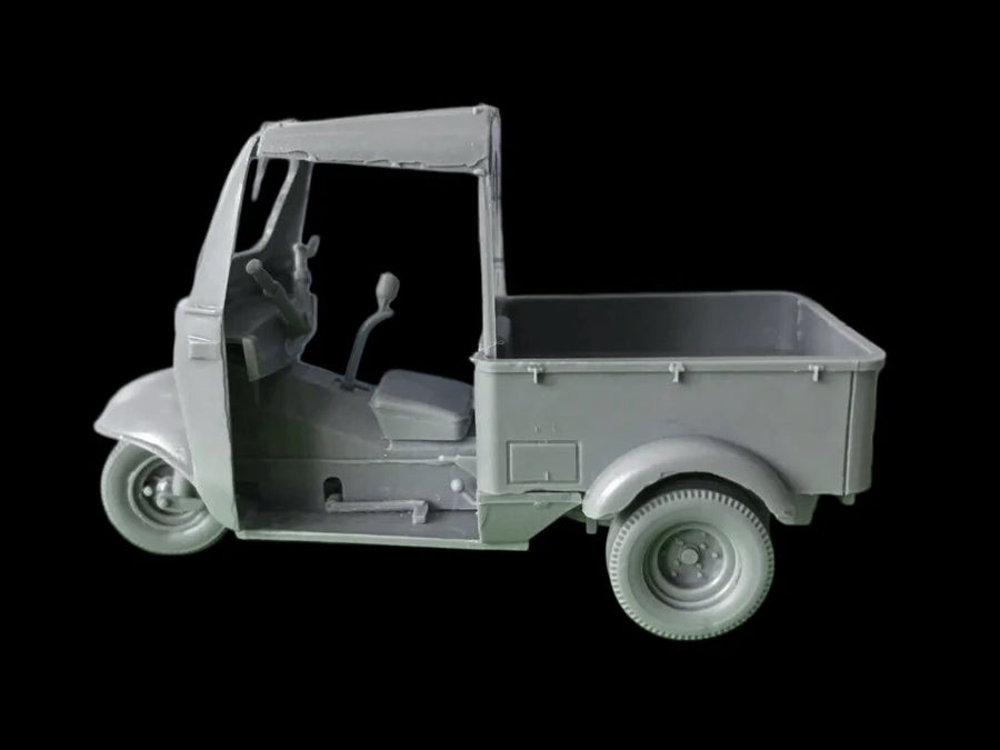 Three-Wheeled Auto Rickshaw Pickup Truck 1/32 Resin Model Kit - resin model view 3