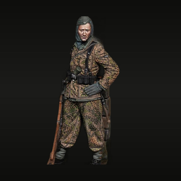 WWII German NCO Erbsenmuster Camo Kar98k 1/35 Resin Figure Kit