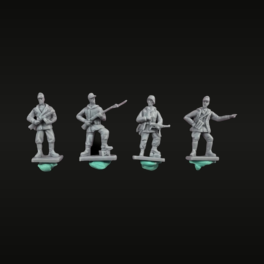 WWI/WWII Infantry Combat Squad Dynamic Poses 4-Figure Set 1/72 Resin Kit - unpainted resin model kit