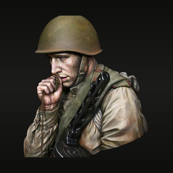 WWII Soviet Red Army Soldier Mosin-Nagant 75mm Resin Bust Kit